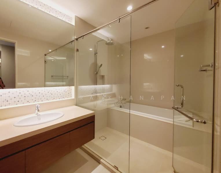 Bright Sukhumvit 24, Bangkok, Sukhumvit 24 Alley, Khong Tan, Khlong Toei, Bangkok, 3 Bedrooms, 162 sqm, Condo For Rent, by Supatra Khanapan, 500330178 - DDproperty.com