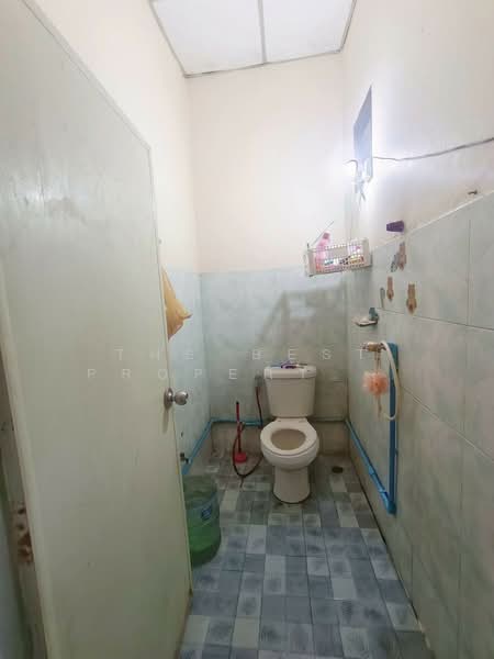 หมู่บ้านโกลด์แลนด์ ประชาอุทิศ-คู่สร้าง, Samut Prakan, Nai Khlong Bang Pla Kot, Phra Samut Jadee, Samut Prakan, 2 Bedrooms, 80 sqm, Townhouse For Sale, by The Best Property  กบ, 500330188 - DDproperty.com