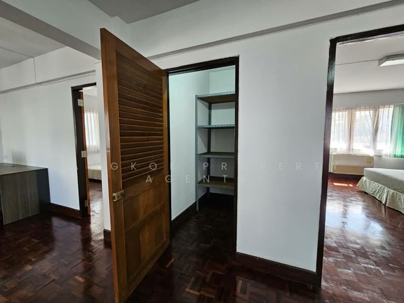 G.S.Mansion, Bangkok, 1 Sukhumvit 35 Alley, Khlong Tan Nua, Watthana, Bangkok, 2 Bedrooms, 180 sqm, Condo For Rent, by BANGKOK PROPERTY AGENTS, 500330220 - DDproperty.com