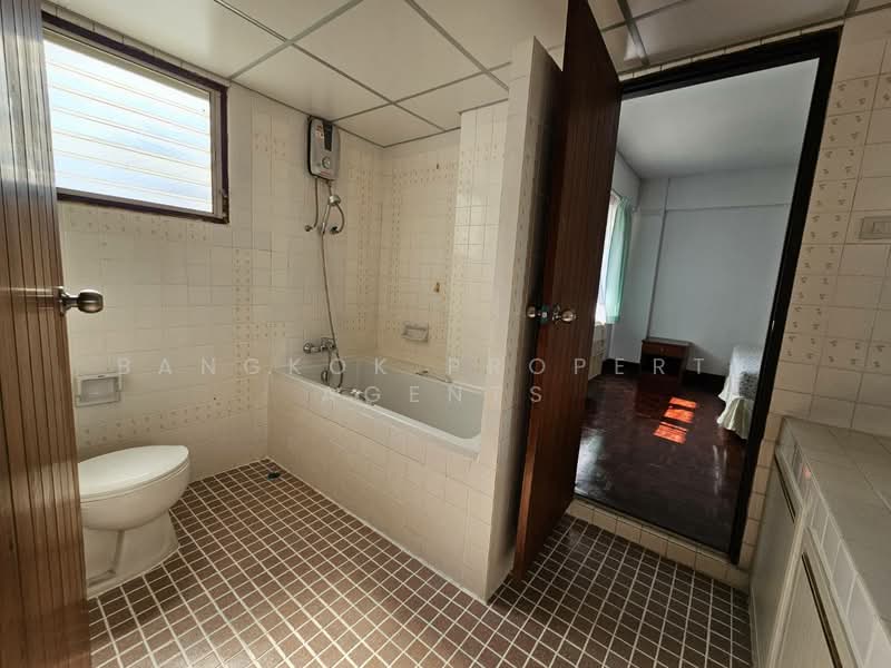 G.S.Mansion, Bangkok, 1 Sukhumvit 35 Alley, Khlong Tan Nua, Watthana, Bangkok, 2 Bedrooms, 180 sqm, Condo For Rent, by BANGKOK PROPERTY AGENTS, 500330220 - DDproperty.com