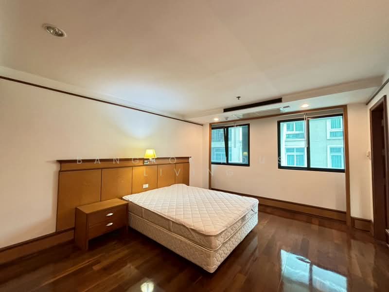 Insaf Tower, Bangkok, 26 Soi Sukhumvit 13, Bang Bon, Bangkok, 3 Bedrooms, 234 sqm, Condo For Rent, by Bangkok House Living, 500330228 - DDproperty.com