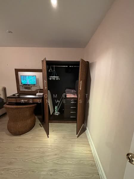 Raintree Villa, Bangkok, 108 198 Soi Sukhumvit 53, Khlong Tan Nua, Watthana, Bangkok, 2 Bedrooms, 83 sqm, Condo For Sale, by Komkrit  Arunvessased , 500330244 - DDproperty.com