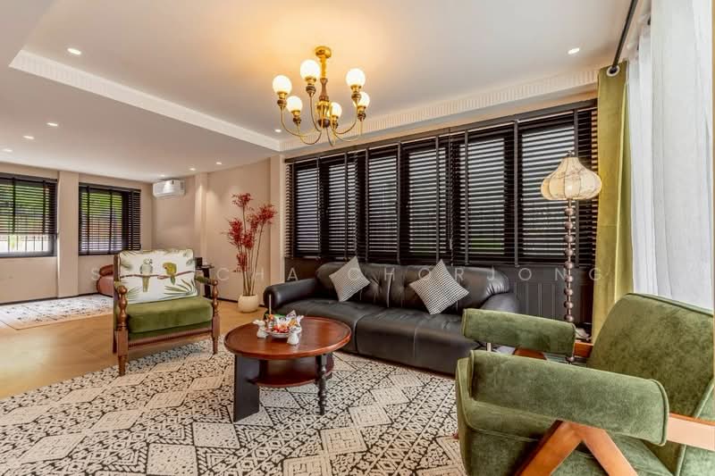 5-BR Villa, Chon Buri (Pattaya), Nong Pru, Bang Lamung (Pattaya), Chon Buri (Pattaya), 5 Bedrooms, 210 sqm, Villa For Sale, by Supicha Chorjong, 500330343 - DDproperty.com
