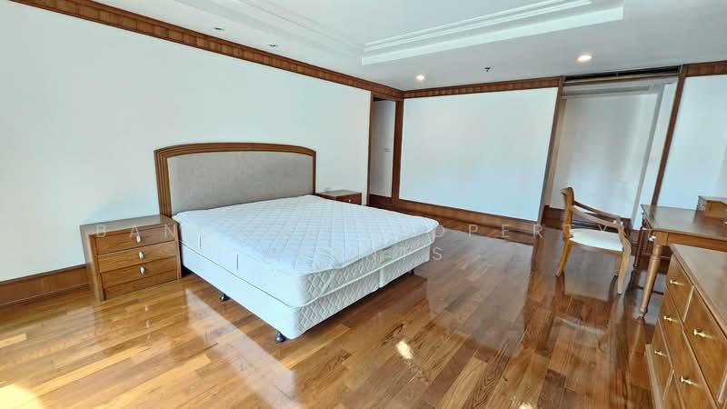 Insaf Tower, Bangkok, 26 Soi Sukhumvit 13, Bang Bon, Bangkok, 3 Bedrooms, 200 sqm, Condo For Rent, by BANGKOK PROPERTY AGENTS, 500330355 - DDproperty.com
