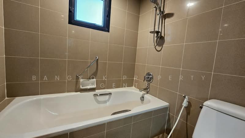 Insaf Tower, Bangkok, 26 Soi Sukhumvit 13, Bang Bon, Bangkok, 3 Bedrooms, 200 sqm, Condo For Rent, by BANGKOK PROPERTY AGENTS, 500330355 - DDproperty.com