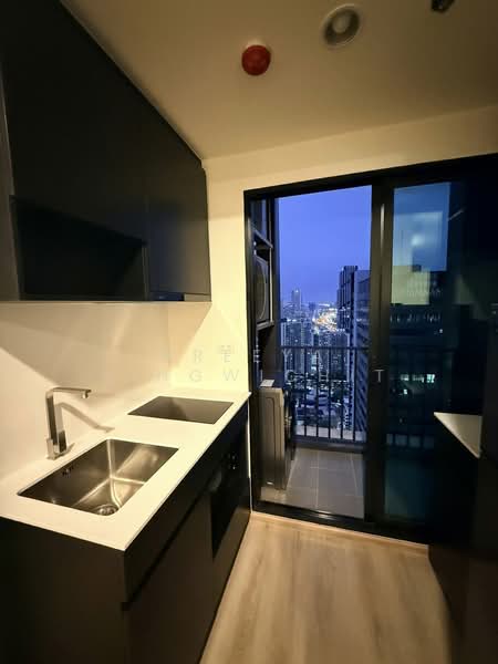Nue District R9, Bangkok, 59 Rama 9 Road, Huai Khwang, Bangkok, 1 Bedroom, 30 sqm, Condo For Rent, by Areeya Kingwichit, 500330359 - DDproperty.com