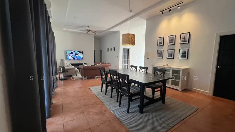 undefined, Chon Buri (Pattaya), Poong, Bang Lamung (Pattaya), Chon Buri (Pattaya), 4 Bedrooms, 400 sqm, Single Detached House For Sale, by Supicha Chorjong, 500330383 - DDproperty.com