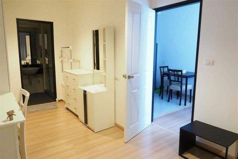 Chateau In Town Ratchada 10, Bangkok, Soi Ratchadapisek 10 intersection 7 Ratchadapisek Road, Huai Khwang, Bangkok, 1 Bedroom, 35 sqm, Condo For Sale, by One Re., 500330424 - DDproperty.com