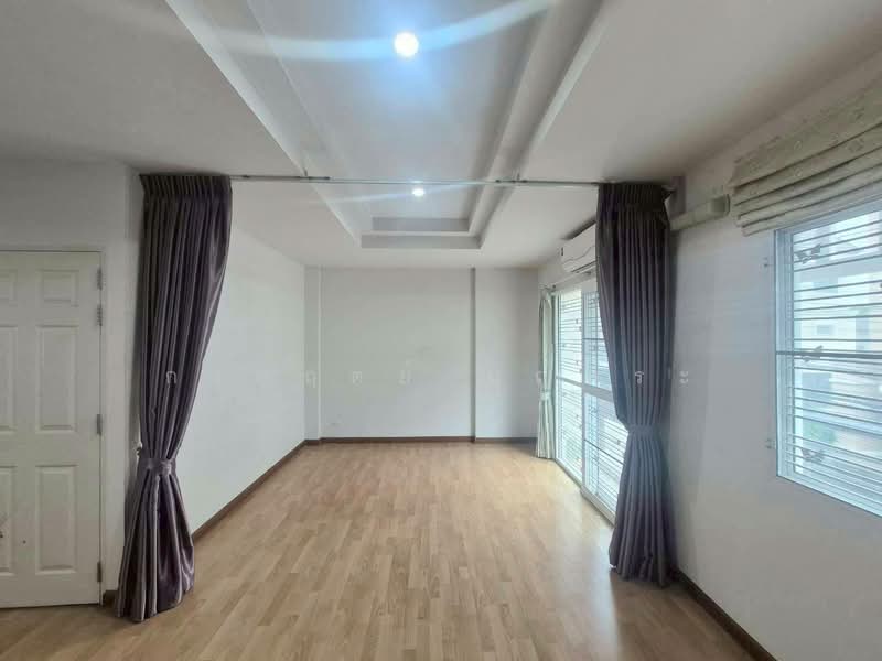 The Town Rama 5, Nonthaburi, Bang Sri Mueang 1 Road, Bang Sri Muang, Muang Nonthaburi, Nonthaburi, 5 Bedrooms, 170 sqm, Townhouse For Sale, by กรกฤตย์ บุญสระ, 500330439 - DDproperty.com