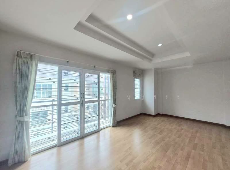 The Town Rama 5, Nonthaburi, Bang Sri Mueang 1 Road, Bang Sri Muang, Muang Nonthaburi, Nonthaburi, 5 Bedrooms, 170 sqm, Townhouse For Sale, by กรกฤตย์ บุญสระ, 500330439 - DDproperty.com