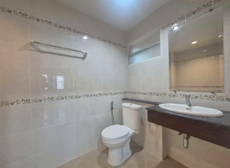 The Town Rama 5, Nonthaburi, Bang Sri Mueang 1 Road, Bang Sri Muang, Muang Nonthaburi, Nonthaburi, 5 Bedrooms, 170 sqm, Townhouse For Sale, by กรกฤตย์ บุญสระ, 500330439 - DDproperty.com