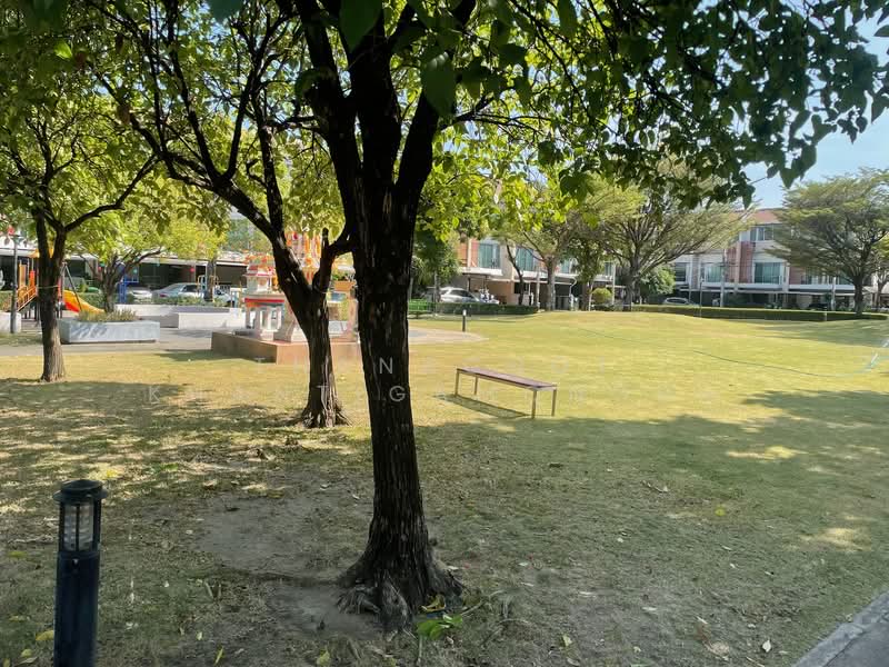 Town Plus Kaset - Nawamin, Bangkok, Klong Lamcheak Road, Nuan Chan, Bueng Kum, Bangkok, 3 Bedrooms, 138 sqm, Townhouse For Sale, by Thanachot Khantigamongun, 500330453 - DDproperty.com