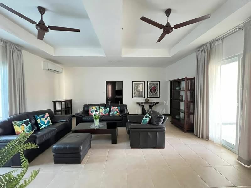 5-BR Villa, Chon Buri (Pattaya), Nong Pru, Bang Lamung (Pattaya), Chon Buri (Pattaya), 5 Bedrooms, 450 sqm, Villa For Sale, by Thitiporn Pawikham, 500330456 - DDproperty.com