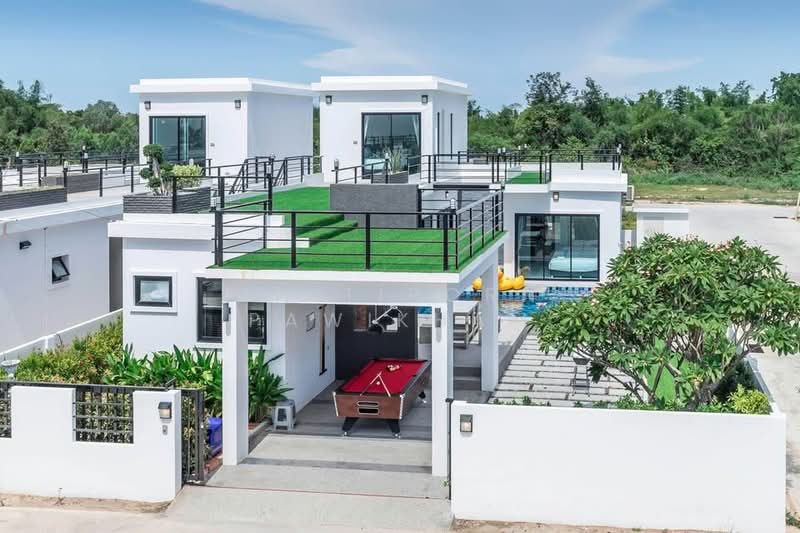 3-BR House, Prachuap Khiri Khan, Hua Hin, Prachuap Khiri Khan, 3 Bedrooms, 263 sqm, Single Detached House For Sale, by Thitiporn Pawikham, 500330474 - DDproperty.com