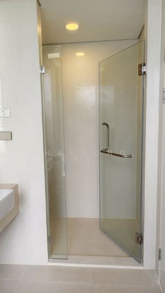 Le Luk Condominium, Bangkok, 1599 291 Sukhumvit Rd, Phra Kanong Nua, Watthana, Bangkok, Studio, 38 sqm, Condo For Rent, by Thanachot Khantigamongun, 500330503 - DDproperty.com