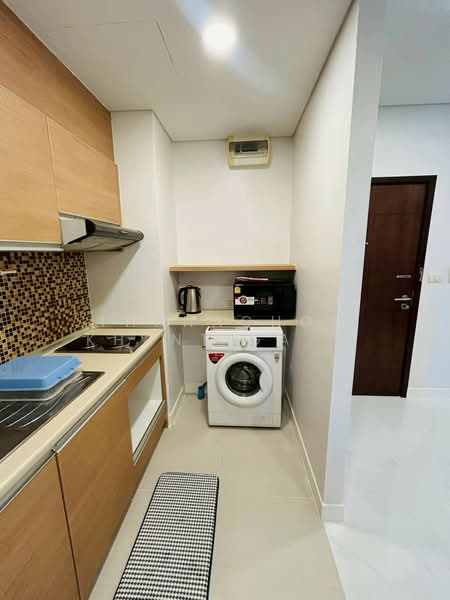 Le Luk Condominium, Bangkok, 1599 291 Sukhumvit Rd, Phra Kanong Nua, Watthana, Bangkok, Studio, 38 sqm, Condo For Rent, by Thanachot Khantigamongun, 500330503 - DDproperty.com