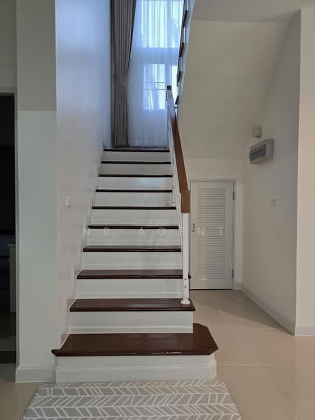 Perfect Place Sukhumvit 77-Suvarnabhumi, Samut Prakan, Lat Krabang Road, Rachathewa, Bang Plee, Samut Prakan, 3 Bedrooms, 270 sqm, Single Detached House For Rent, by NR AGENT, 500330513 - DDproperty.com