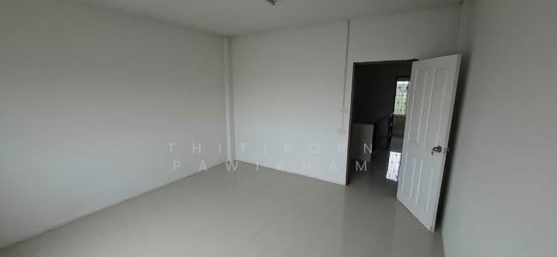 4-BR Townhouse, Chon Buri (Pattaya), Bang Pla Soi, Muang Chon Buri, Chon Buri (Pattaya), 4 Bedrooms, 382 sqm, Townhouse For Sale, by Thitiporn Pawikham, 500330518 - DDproperty.com