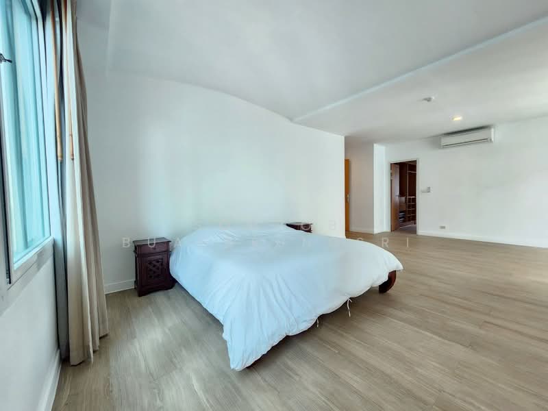 The Verandah, Bangkok, Soi Sukhumvit 23, Khlongtoei Nua, Watthana, Bangkok, 4 Bedrooms, 350 sqm, Condo For Rent, by Sompob Buaparungsri, 500330578 - DDproperty.com