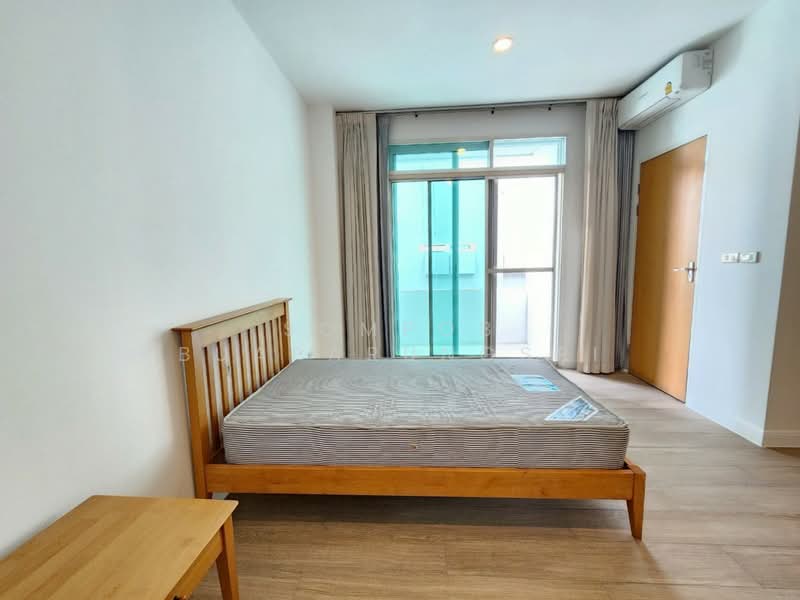 The Verandah, Bangkok, Soi Sukhumvit 23, Khlongtoei Nua, Watthana, Bangkok, 4 Bedrooms, 350 sqm, Condo For Rent, by Sompob Buaparungsri, 500330578 - DDproperty.com
