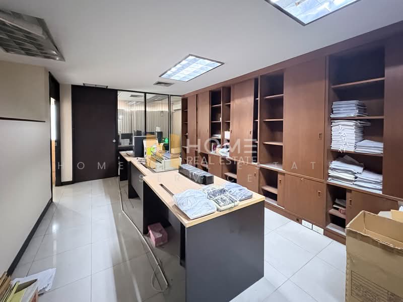 ตึกรัชดาภิเษก, Bangkok, Samsen Nok, Huai Khwang, Bangkok, , 1,170 sqm, Office Space For Sale, by HOME Real Estate Service, 500330580 - DDproperty.com