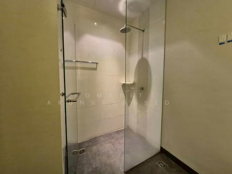 The Lofts Yennakart, Bangkok, 366 ์Soi Nang Linchi Yenakat Road, Chong Nonsi, Yan Nawa, Bangkok, 2 Bedrooms, 68 sqm, Condo For Sale, by Komkrit Arunvessased , 500330609 - DDproperty.com