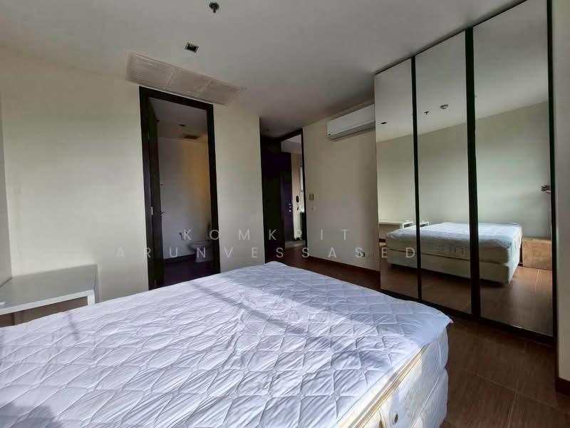 The Lofts Yennakart, Bangkok, 366 ์Soi Nang Linchi Yenakat Road, Chong Nonsi, Yan Nawa, Bangkok, 2 Bedrooms, 68 sqm, Condo For Sale, by Komkrit Arunvessased , 500330609 - DDproperty.com