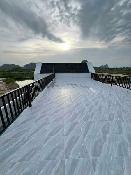 ขาย Pool Villa ชะอำ จ.เพชรบุรี (มีระเบียงดาดฟ้า ชมวิว และ Party) ทำเลส่วนตัว 126 ตร.วา 377 ตร.ม, Phetchaburi, Na Yang, Cha-Am, Phetchaburi, 3 Bedrooms, 377 sqm, Villa For Sale, by TopLands of Thailand, 500330624 - DDproperty.com