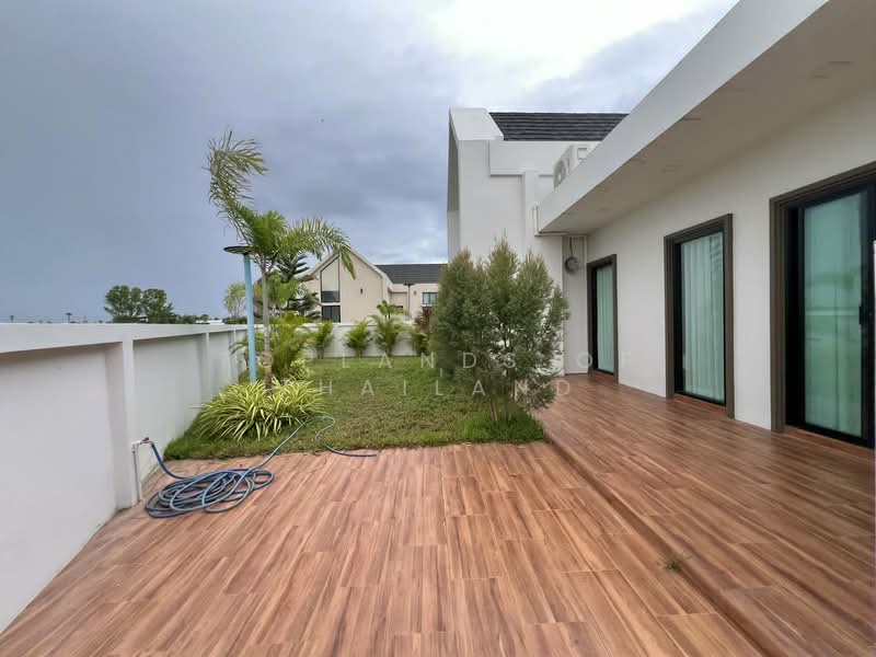 ขาย Pool Villa ชะอำ จ.เพชรบุรี (มีระเบียงดาดฟ้า ชมวิว และ Party) ทำเลส่วนตัว 126 ตร.วา 377 ตร.ม, Phetchaburi, Na Yang, Cha-Am, Phetchaburi, 3 Bedrooms, 377 sqm, Villa For Sale, by TopLands of Thailand, 500330624 - DDproperty.com