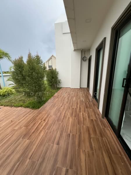 ขาย Pool Villa ชะอำ จ.เพชรบุรี (มีระเบียงดาดฟ้า ชมวิว และ Party) ทำเลส่วนตัว 126 ตร.วา 377 ตร.ม, เพชรบุรี, นายาง, ชะอำ, เพชรบุรี, 377 ตร.ม., วิลล่า ขาย, โดย TopLands of Thailand, 500330624 - DDproperty.com