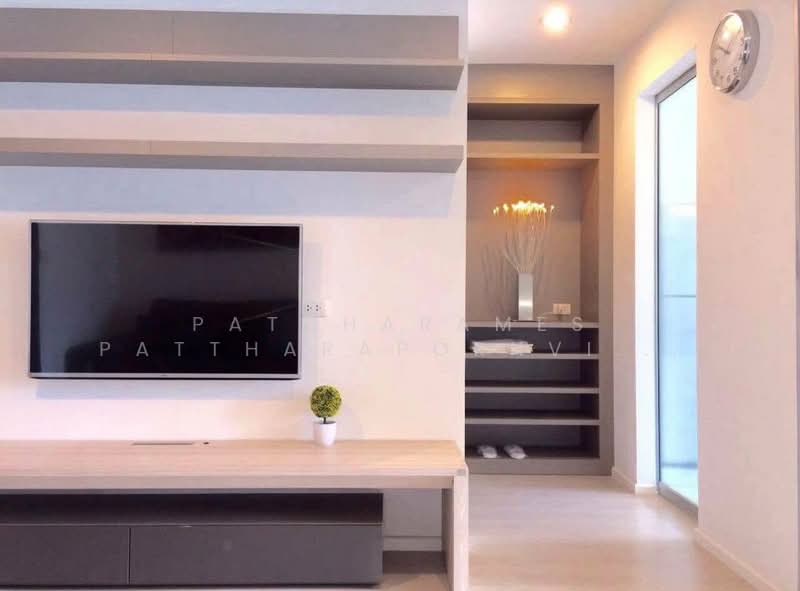 Rhythm Sathorn-Narathiwas, Bangkok, 651 Naradhiwas Rajanagarindra Road, Thung Maha Mek, Sathon, Bangkok, 1 Bedroom, 39 sqm, Condo For Rent, by Patcharames Pattharapornviboon, 500330630 - DDproperty.com