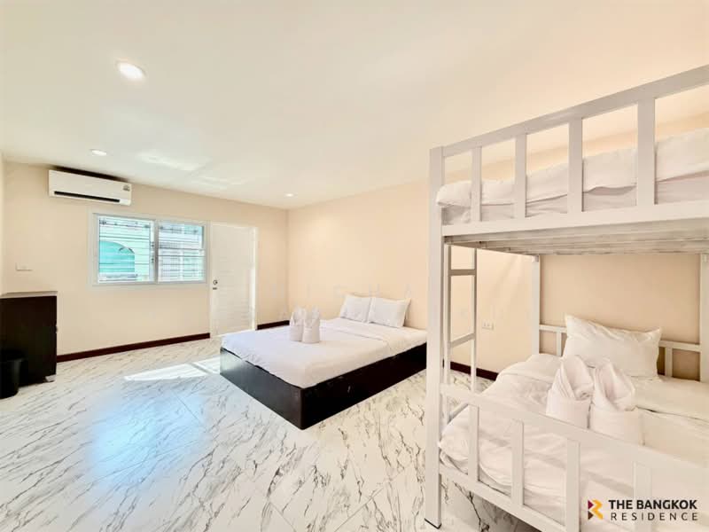 Townhouse Area Ladprao, Bangkok, Khlong Chan, Bang Kapi, Bangkok, 4 Bedrooms, 160 sqm, Townhouse For Rent, by Nicha Peerakittikul, 500330701 - DDproperty.com
