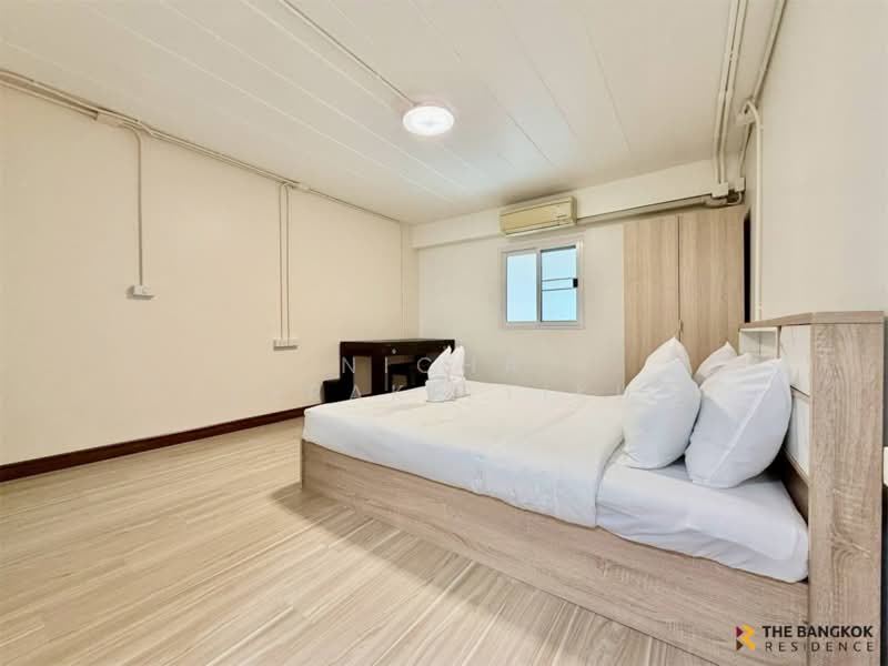 Townhouse Area Ladprao, กรุงเทพ, คลองจั่น, บางกะปิ, กรุงเทพ, 160 ตร.ม., ทาวน์เฮ้าส์ ให้เช่า, โดย Nicha Peerakittikul, 500330701 - DDproperty.com