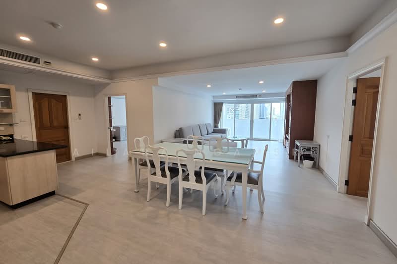 Chaidee Mansion, Bangkok, 75-7 Soi Sukhumvit 11, Khlongtoei Nua, Watthana, Bangkok, 2 Bedrooms, 300 sqm, Condo For Rent, by Ailada Ngamsri, 500330708 - DDproperty.com