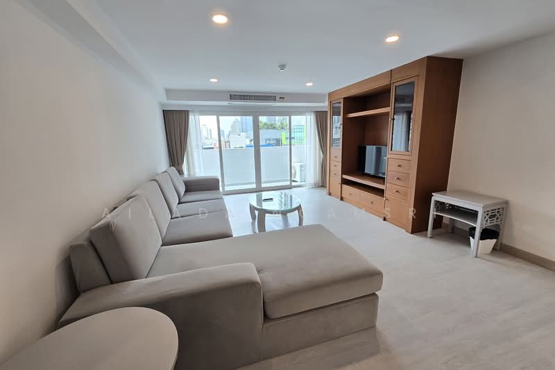 Chaidee Mansion, Bangkok, 75-7 Soi Sukhumvit 11, Khlongtoei Nua, Watthana, Bangkok, 2 Bedrooms, 300 sqm, Condo For Rent, by Ailada Ngamsri, 500330708 - DDproperty.com