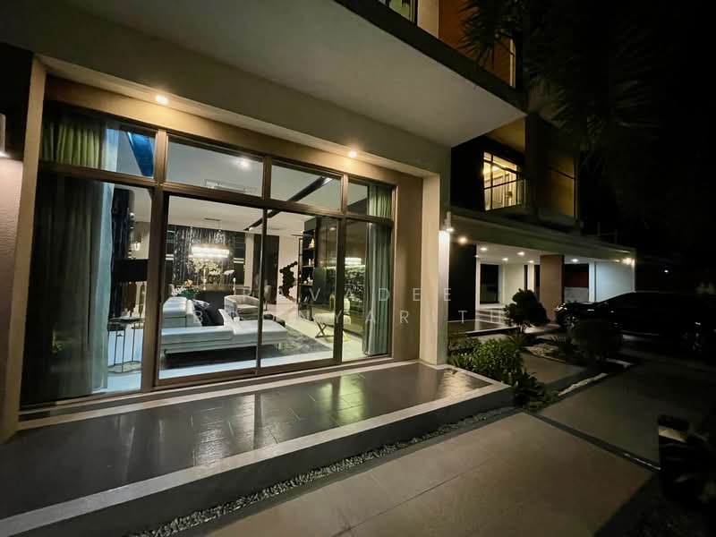 undefined, Bangkok, Saphan Sung, Bangkok, 5 Bedrooms, 453 sqm, Single Detached House For Sale, by Pavadee Boonyarith, 500330743 - DDproperty.com