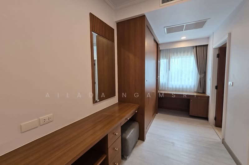 Chaidee Mansion, Bangkok, 75-7 Soi Sukhumvit 11, Khlongtoei Nua, Watthana, Bangkok, 3 Bedrooms, 270 sqm, Condo For Rent, by Ailada Ngamsri, 500330760 - DDproperty.com