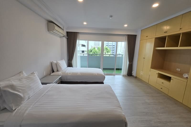 Chaidee Mansion, Bangkok, 75-7 Soi Sukhumvit 11, Khlongtoei Nua, Watthana, Bangkok, 3 Bedrooms, 270 sqm, Condo For Rent, by Ailada Ngamsri, 500330760 - DDproperty.com