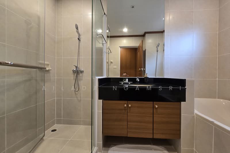 Chaidee Mansion, Bangkok, 75-7 Soi Sukhumvit 11, Khlongtoei Nua, Watthana, Bangkok, 3 Bedrooms, 270 sqm, Condo For Rent, by Ailada Ngamsri, 500330760 - DDproperty.com