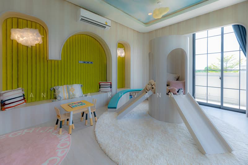 Aerie Srinakarin-Krungthepkreetha : แอร์รี่ ศรีนครินทร์ - กรุงเทพกรีฑา, กรุงเทพ, ถนน ศรีนครินทร์ - ร่มเกล้า, คลองสองต้นนุ่น, ลาดกระบัง, กรุงเทพ, 390 ตร.ม., บ้านเดี่ยว ขาย, โดย Anthea Khwanngam, 500330779 - DDproperty.com