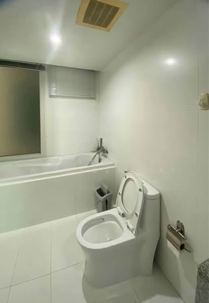 Manhattan Chidlom, Bangkok, 1032 Phetchaburi 32 Alley, Makkasan, Ratchathewi, Bangkok, 1 Bedroom, 58 sqm, Condo For Rent, by Kawinthip Wisesdenchai, 500330809 - DDproperty.com