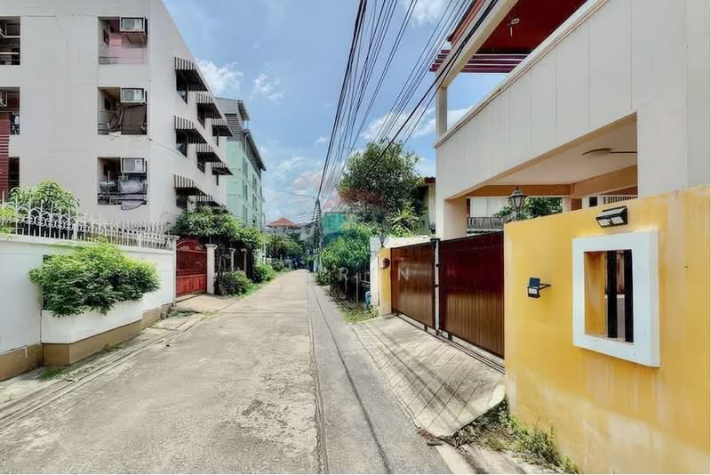 Pridipanomyong 13, Bangkok, สุขุมวิท 71, Bang Chak, Phra Khanong, Bangkok, 3 Bedrooms, 170 sqm, Single Detached House For Sale, by Sirin, 500330823 - DDproperty.com