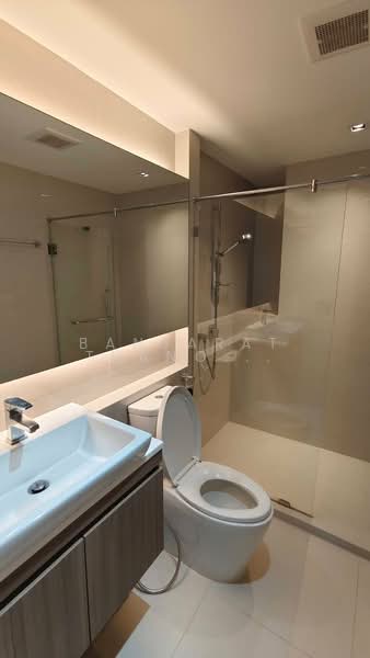 Vtara Sukhumvit 36, Bangkok, 118 Soi Saen Sabai, Phra Kanong, Khlong Toei, Bangkok, 1 Bedroom, 30 sqm, Condo For Sale, by Banjarat Thanomchat, 500330855 - DDproperty.com