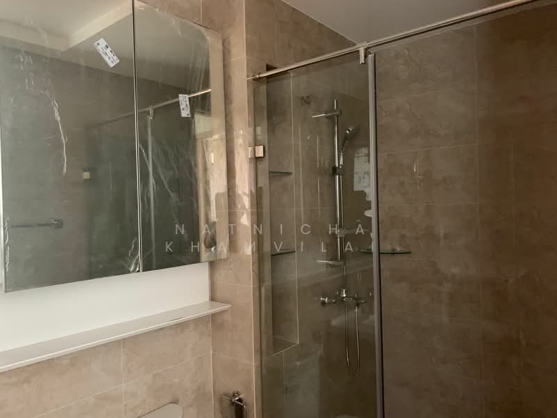 Regal Sathon-Naradhiwas, Bangkok, Naradhiwas Rajanagarindra Road, Thung Maha Mek, Sathon, Bangkok, 1 Bedroom, 35 sqm, Condo For Rent, by Natnicha Khamvilai, 500330885 - DDproperty.com