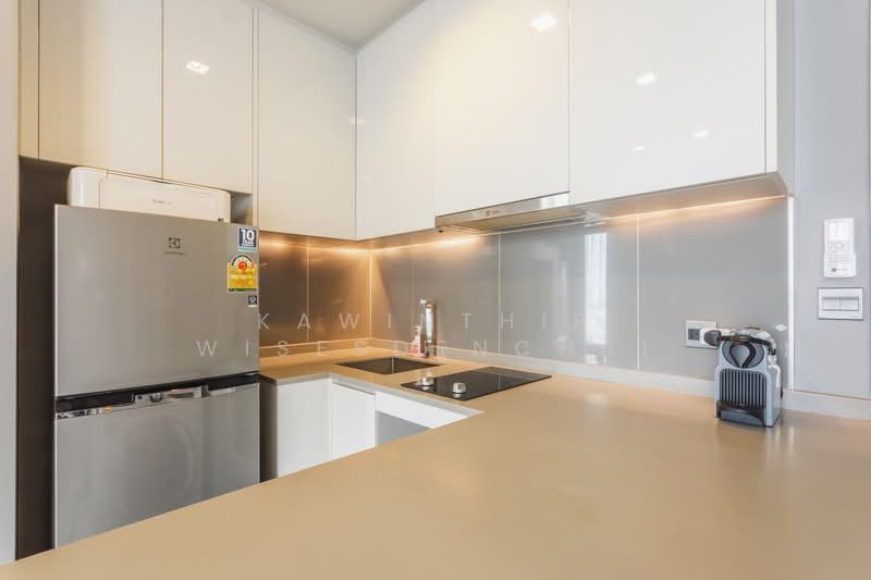M Thonglor 10, Bangkok, 9 Soi Ekkamai 12, Ekkamai Road, Khlong Tan Nua, Watthana, Bangkok, 1 Bedroom, 31 sqm, Condo For Sale, by Kawinthip Wisesdenchai, 500330935 - DDproperty.com
