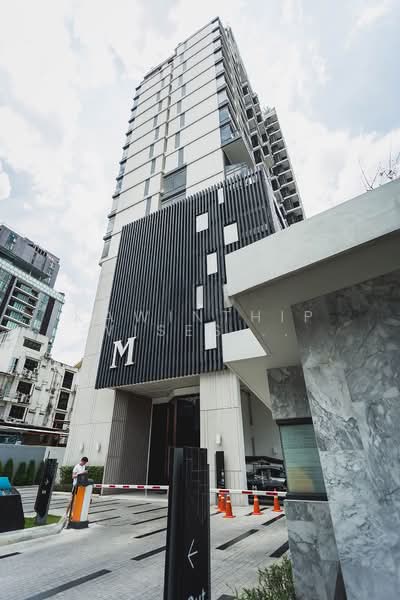 M Thonglor 10, Bangkok, 9 Soi Ekkamai 12, Ekkamai Road, Khlong Tan Nua, Watthana, Bangkok, 1 Bedroom, 31 sqm, Condo For Sale, by Kawinthip Wisesdenchai, 500330935 - DDproperty.com
