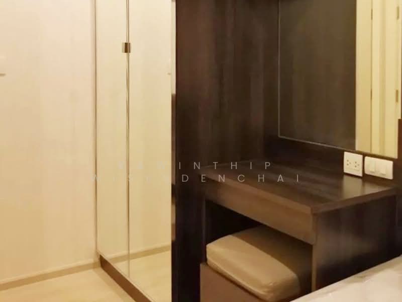 Life Asoke, Bangkok, Asoke-Dindang Road, Bang Kapi, Huai Khwang, Bangkok, 2 Bedrooms, 54 sqm, Condo For Rent, by Kawinthip Wisesdenchai, 500330940 - DDproperty.com
