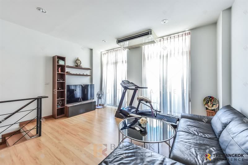Simantra Ladprao 71, Bangkok, Soi Nak Niwat 21 Nak Niwat Road (Lat Phrao 71), Lat Phrao, Bangkok, 3 Bedrooms, 195 sqm, Single Detached House For Sale, by Sirirut Havee Akehurst, 500330945 - DDproperty.com