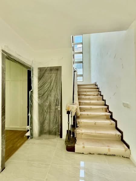 4-BR House, Bangkok, Saphan Sung, Bangkok, 4 Bedrooms, 400 sqm, Single Detached House For Sale, by Tanapat Sakonsontised, 500331002 - DDproperty.com