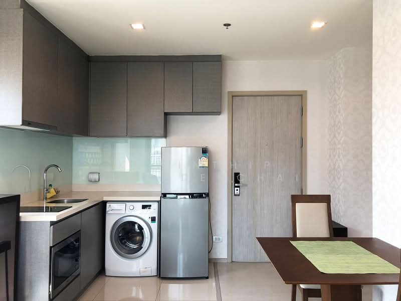 Rhythm Sukhumvit 36-38, Bangkok, 55 Soi Sukhumvit 36, Sukhumvit Road, Phra Kanong, Khlong Toei, Bangkok, 1 Bedroom, 50 sqm, Condo For Rent, by Kawinthip Wisesdenchai, 500331018 - DDproperty.com